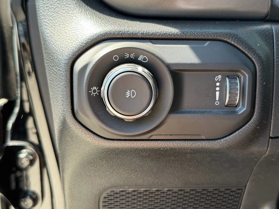 2023 Jeep JL Wrangler - Image 27 of 27