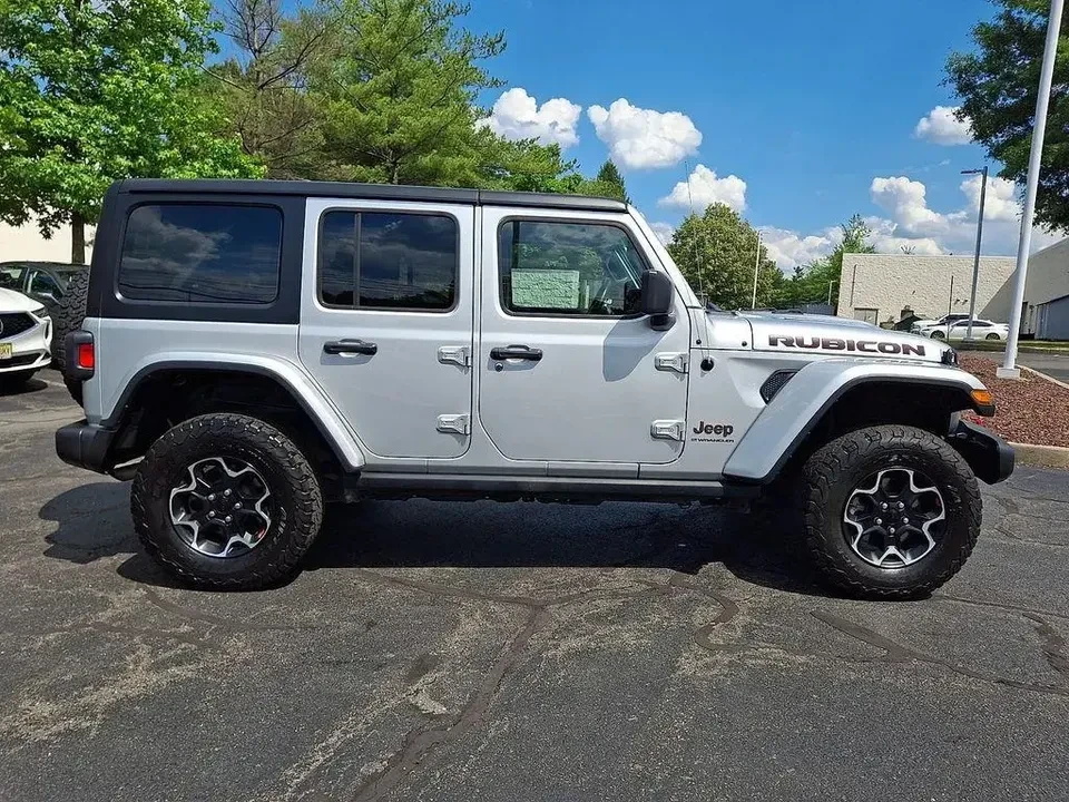 2023 Jeep JL Wrangler - Image 7 of 20
