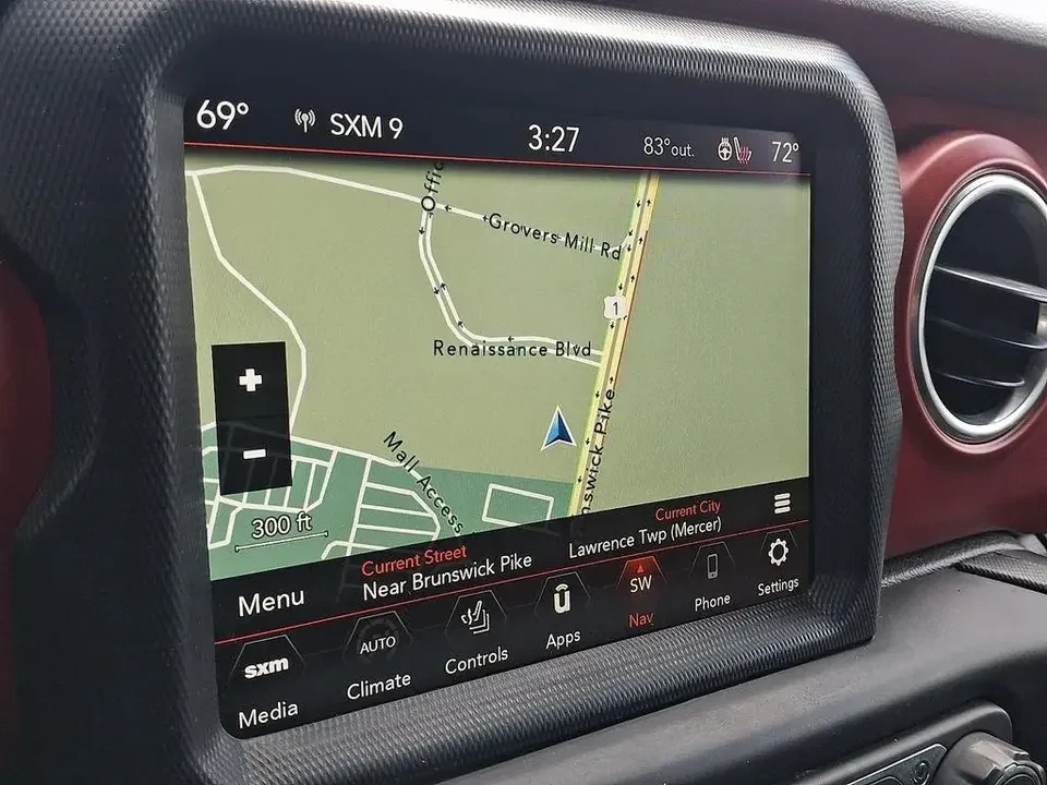 2023 Jeep JL Wrangler - Image 17 of 20