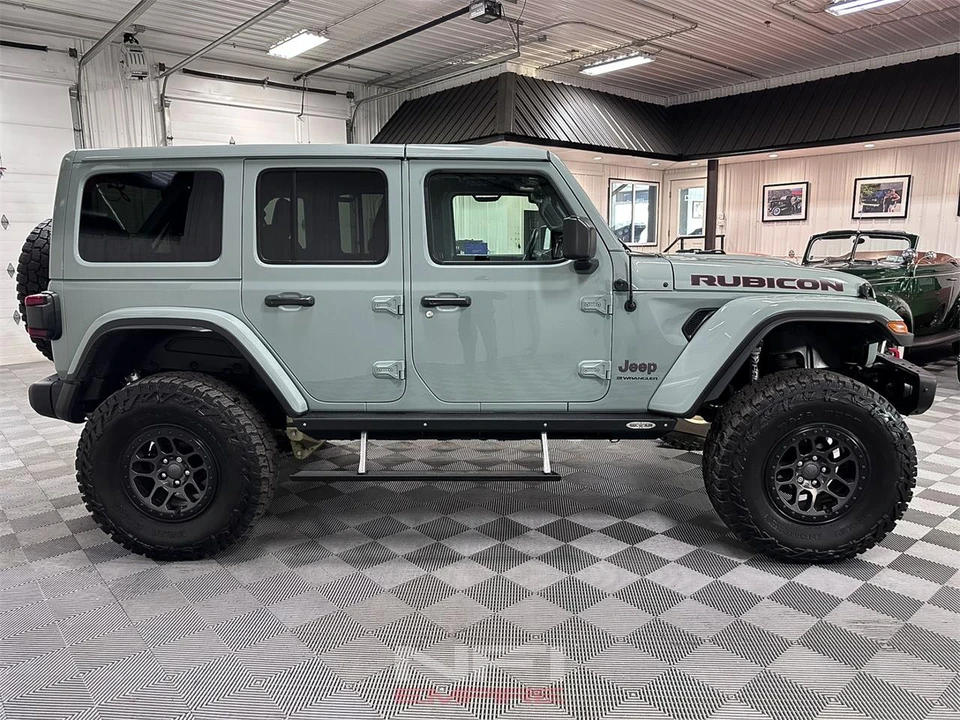 2023 Jeep JL Wrangler - Image 7 of 31