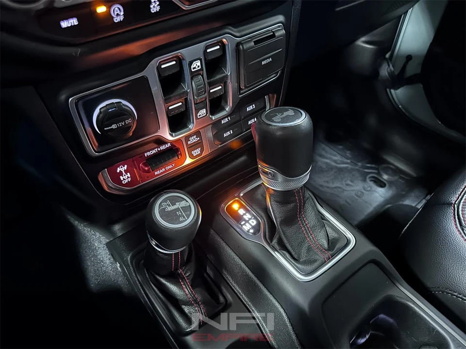 2023 Jeep JL Wrangler - Image 30 of 31