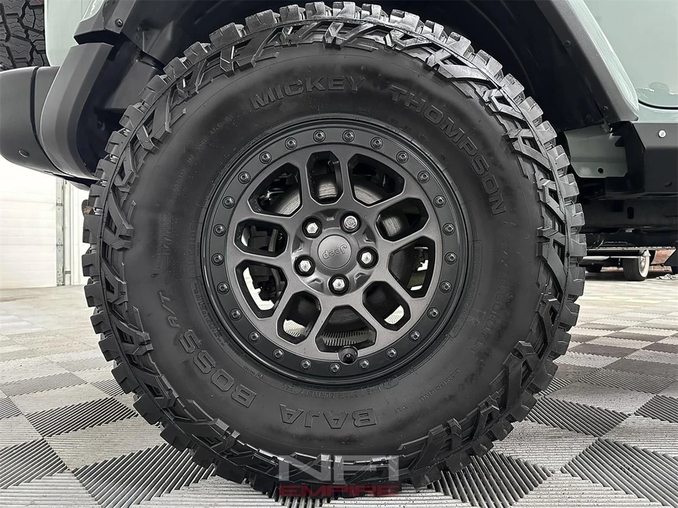 2023 Jeep JL Wrangler - Image 18 of 31