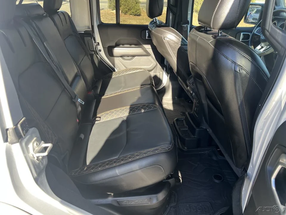 2023 Jeep JL Wrangler - Image 12 of 12