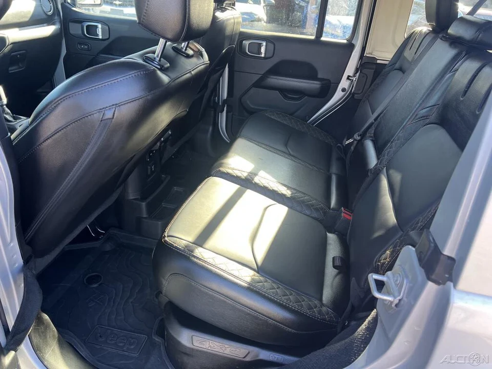 2023 Jeep JL Wrangler - Image 9 of 12