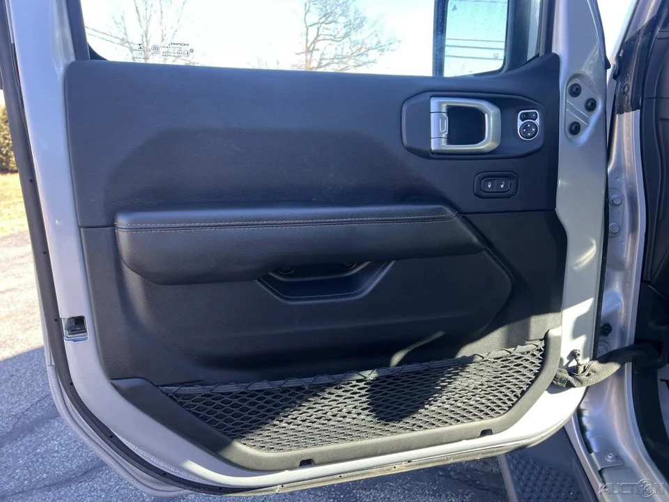 2023 Jeep JL Wrangler - Image 7 of 12