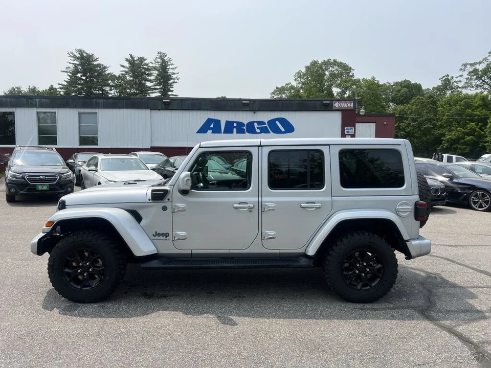 2023 Jeep JL Wrangler - Image 8 of 12
