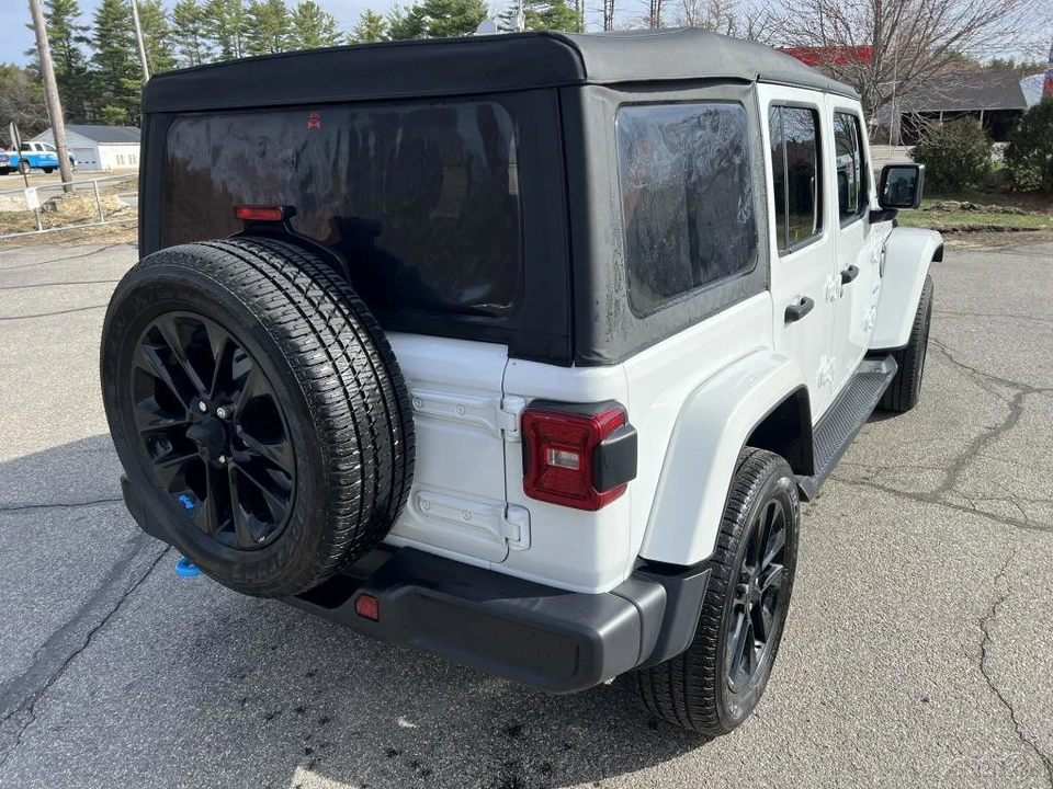 2023 Jeep JL Wrangler - Image 9 of 12