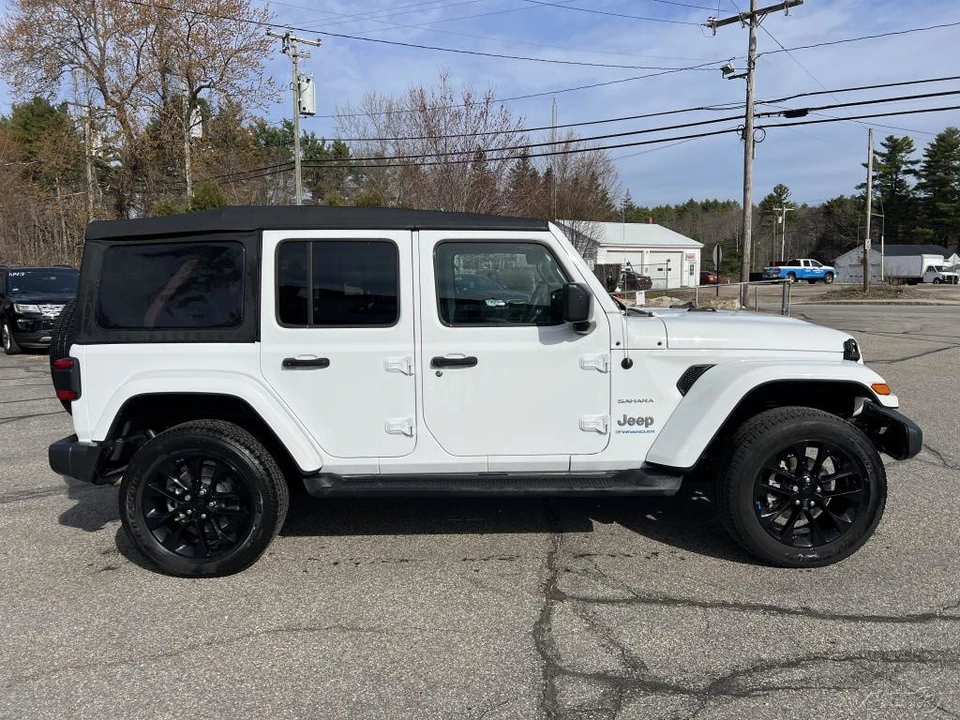 2023 Jeep JL Wrangler - Image 2 of 12