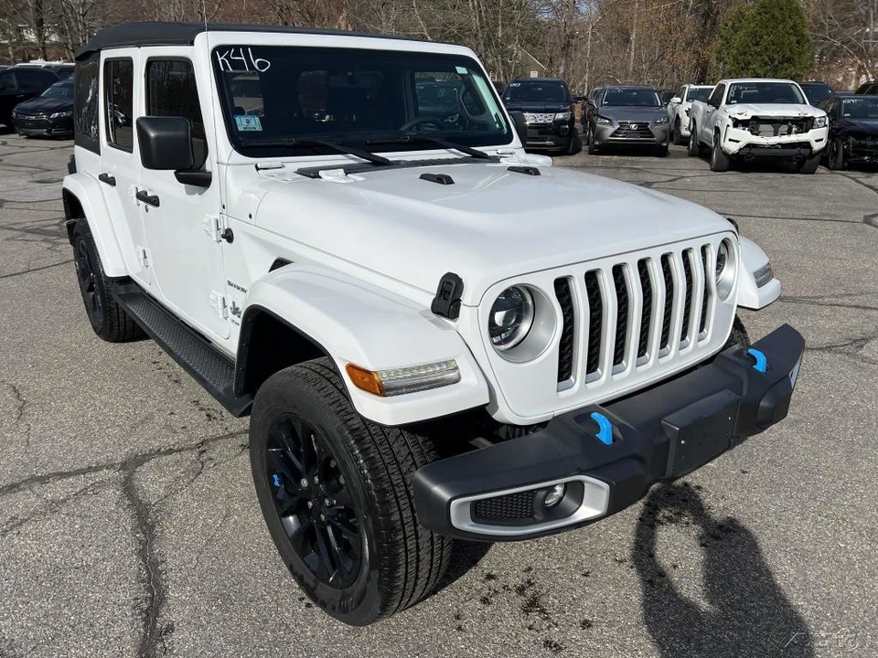 2023 Jeep JL Wrangler - Image 10 of 12