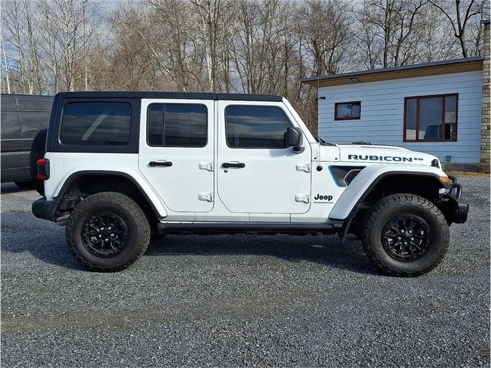2023 Jeep JL Wrangler - Image 5 of 30