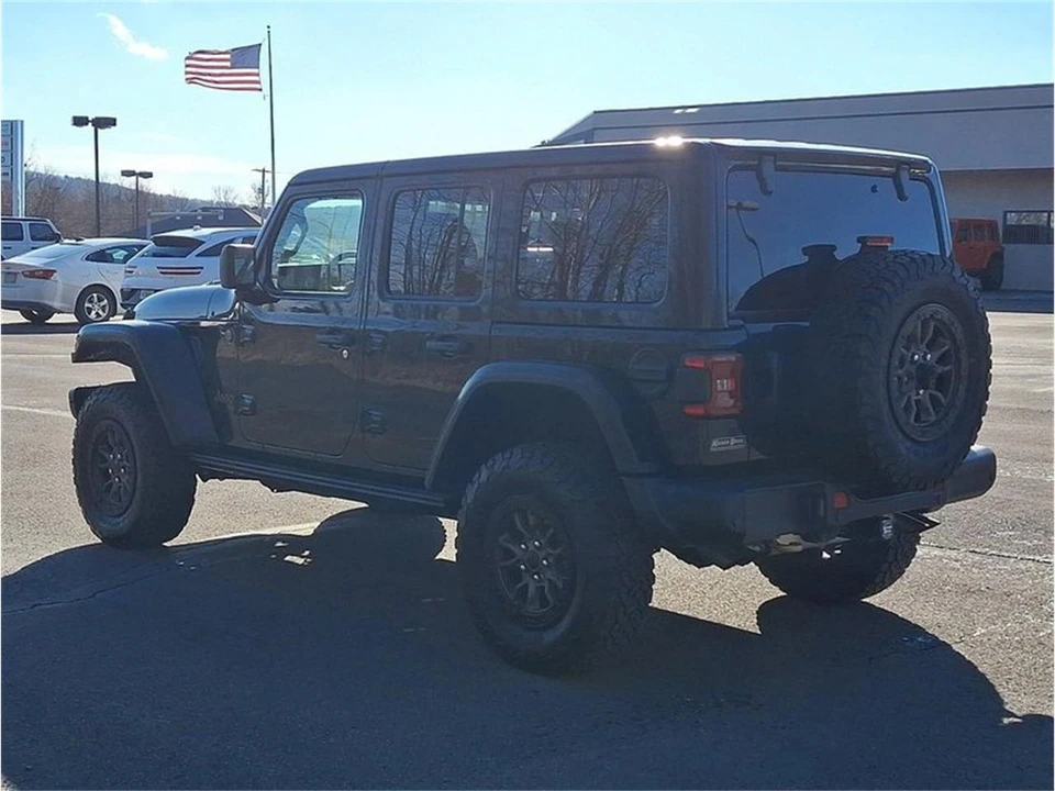 2023 Jeep JL Wrangler - Image 6 of 31