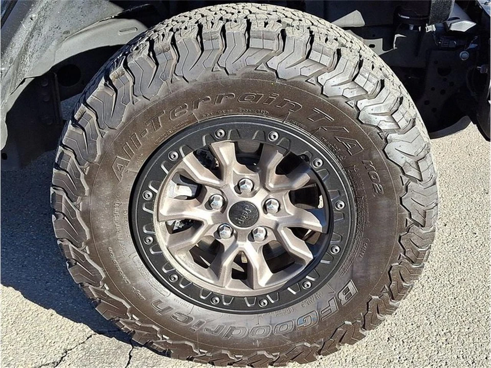 2023 Jeep JL Wrangler - Image 27 of 31
