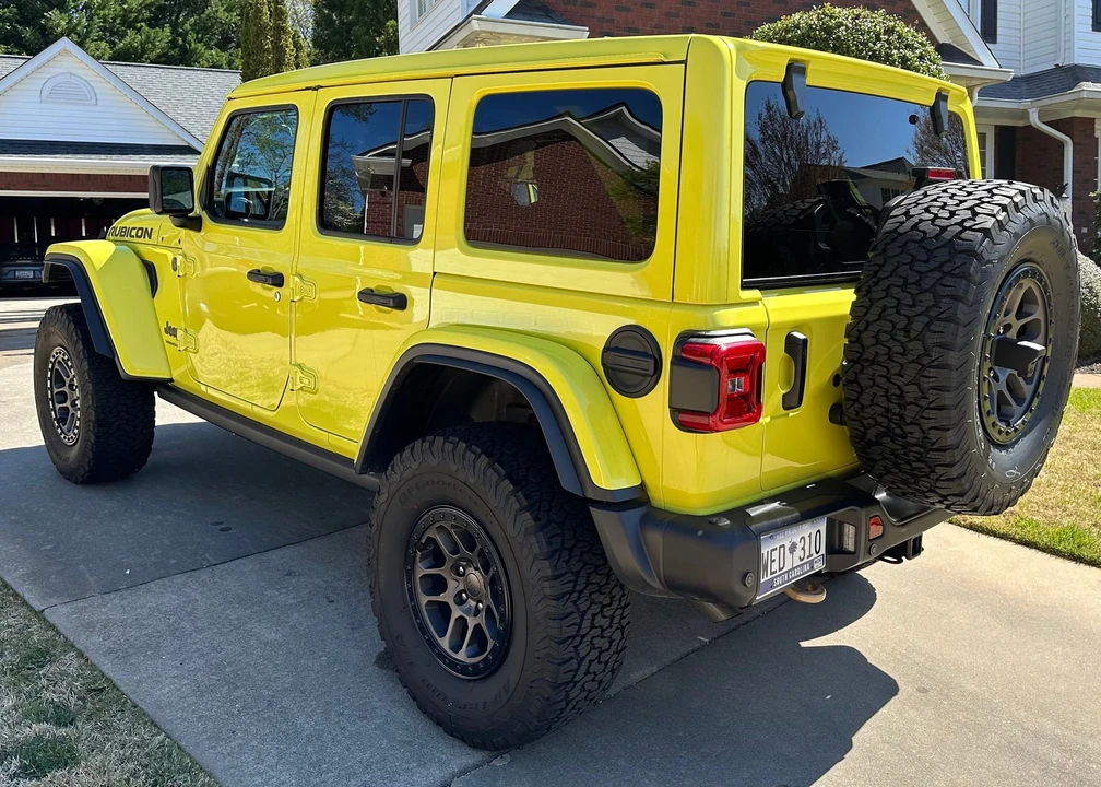 2023 Jeep JL Wrangler - Image 5 of 9