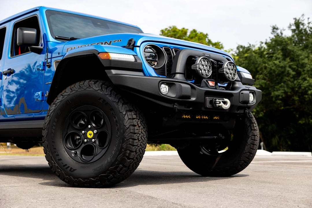 2023 Jeep JL Wrangler - Image 16 of 31