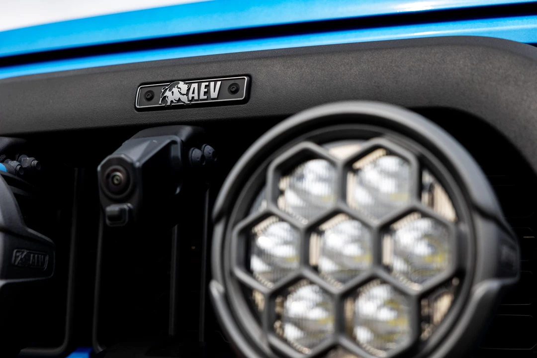 2023 Jeep JL Wrangler - Image 24 of 31