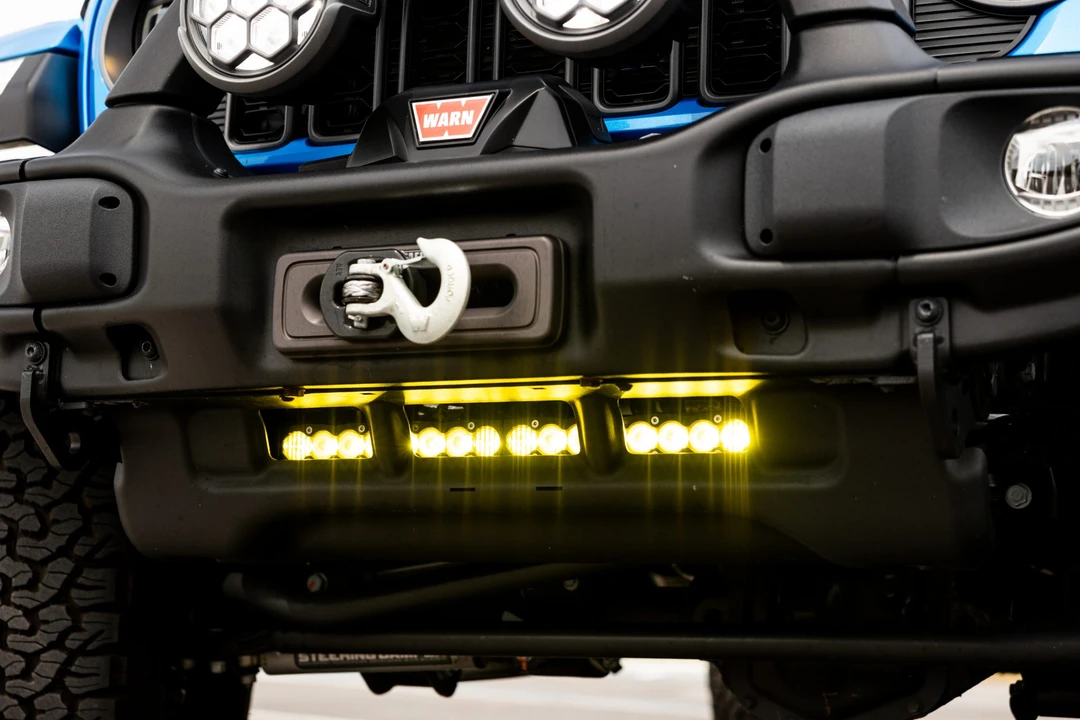 2023 Jeep JL Wrangler - Image 19 of 31