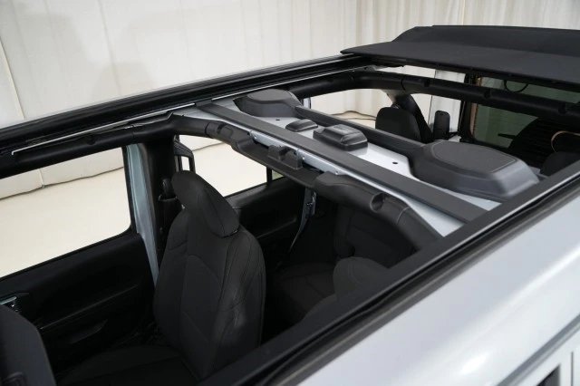 2023 Jeep JL Wrangler - Image 6 of 21