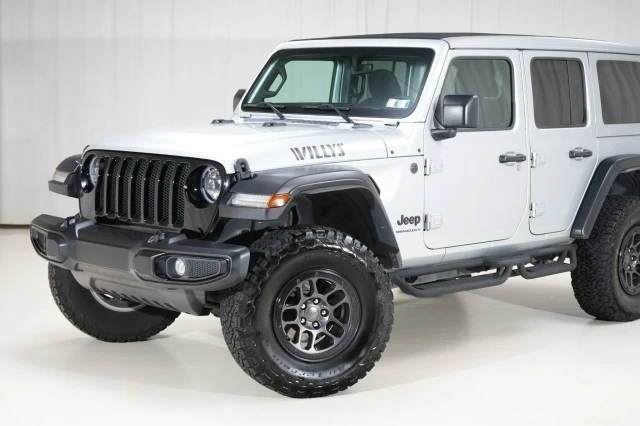 2023 Jeep JL Wrangler - Image 9 of 21