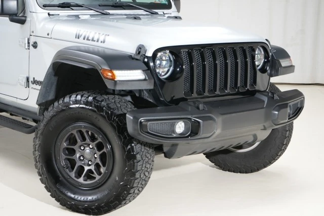 2023 Jeep JL Wrangler - Image 17 of 21