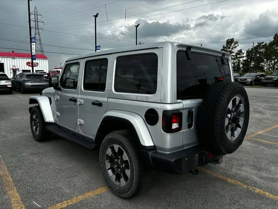 2023 Jeep JL Wrangler - Image 5 of 10