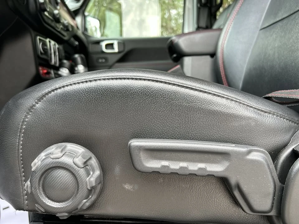 2023 Jeep JL Wrangler - Image 13 of 20