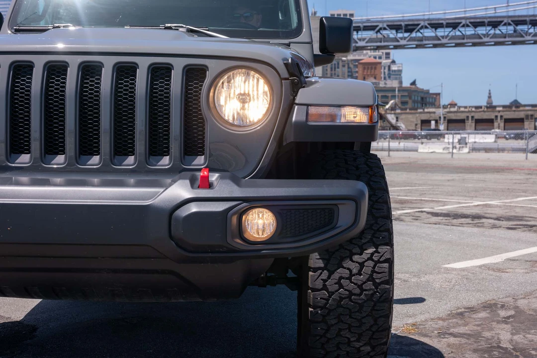 2023 Jeep JL Wrangler - Image 22 of 31