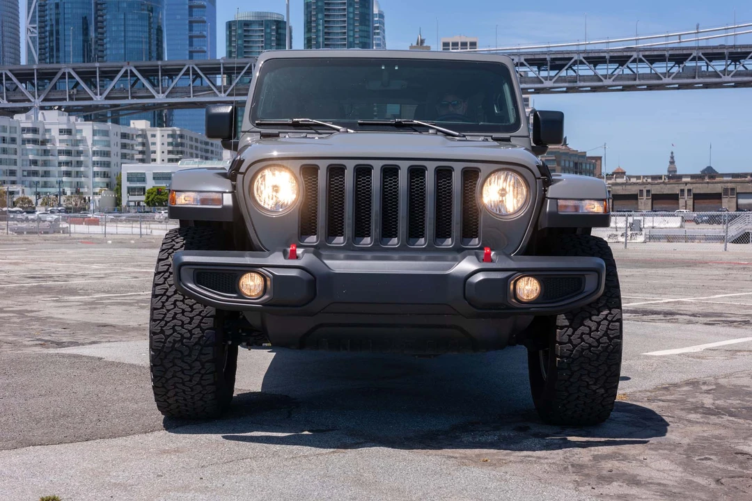 2023 Jeep JL Wrangler - Image 27 of 31