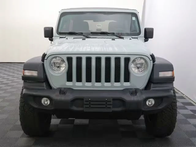 2023 Jeep JL Wrangler - Image 2 of 11