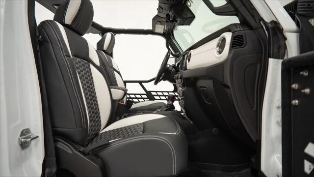2023 Jeep JL Wrangler - Image 15 of 21