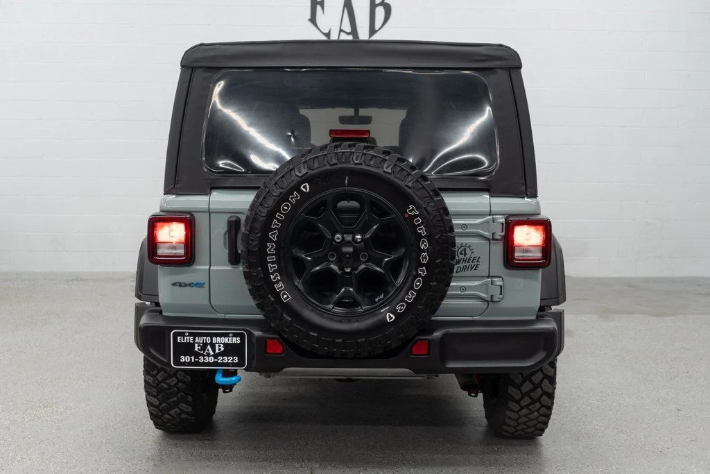 2023 Jeep JL Wrangler - Image 4 of 12