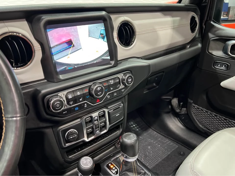 2023 Jeep JL Wrangler - Image 9 of 13