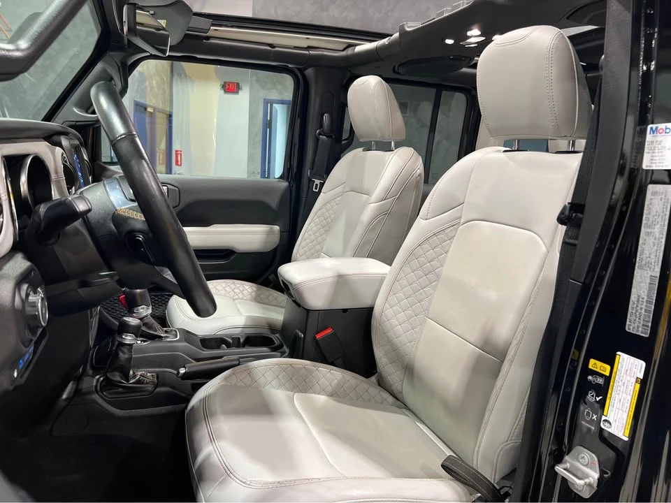 2023 Jeep JL Wrangler - Image 11 of 13