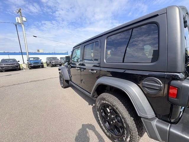 2023 Jeep JL Wrangler - Image 5 of 20