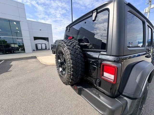 2023 Jeep JL Wrangler - Image 7 of 20