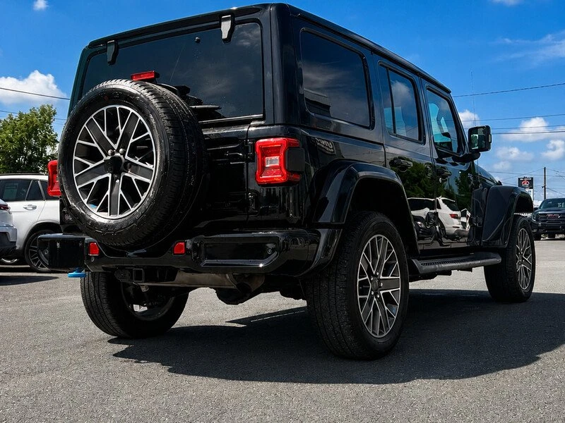 2023 Jeep JL Wrangler - Image 7 of 20