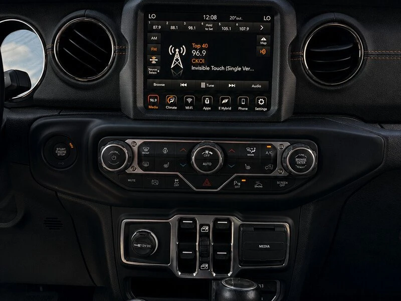 2023 Jeep JL Wrangler - Image 19 of 20