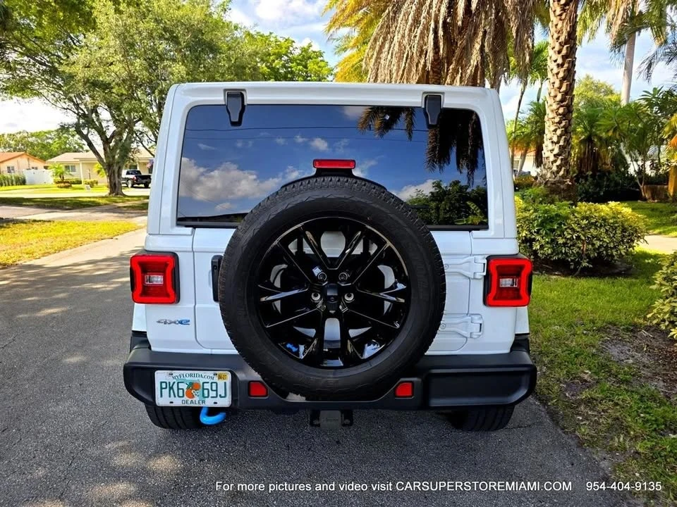 2023 Jeep JL Wrangler - Image 16 of 20