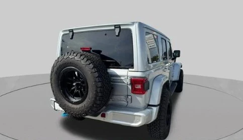 2023 Jeep JL Wrangler - Image 4 of 4