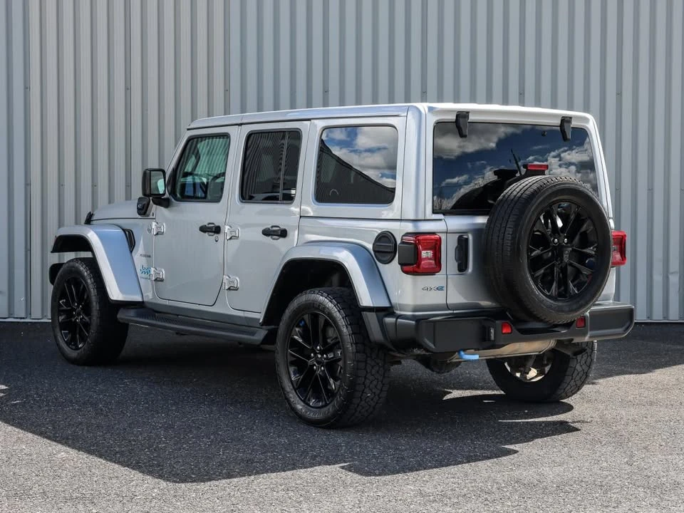 2023 Jeep JL Wrangler - Image 5 of 10