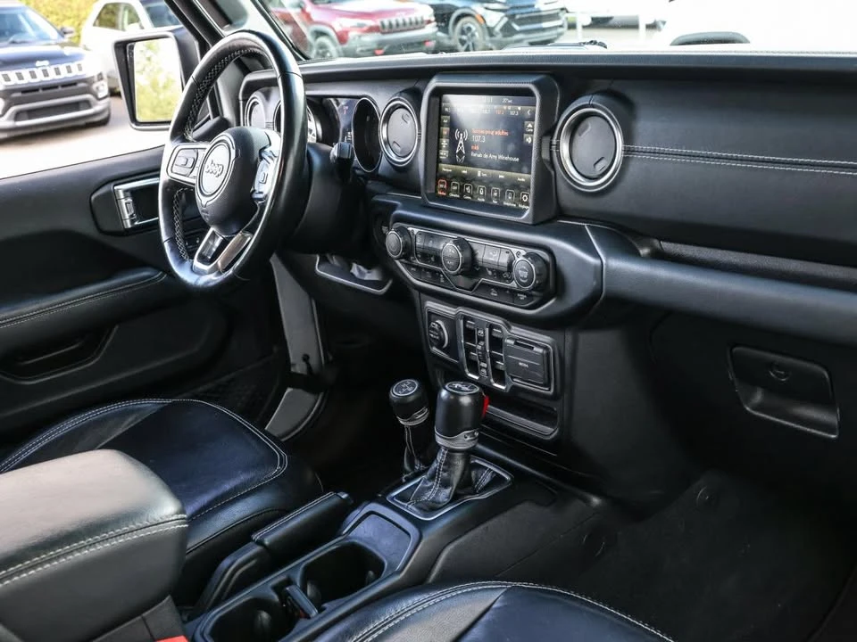 2023 Jeep JL Wrangler - Image 9 of 10