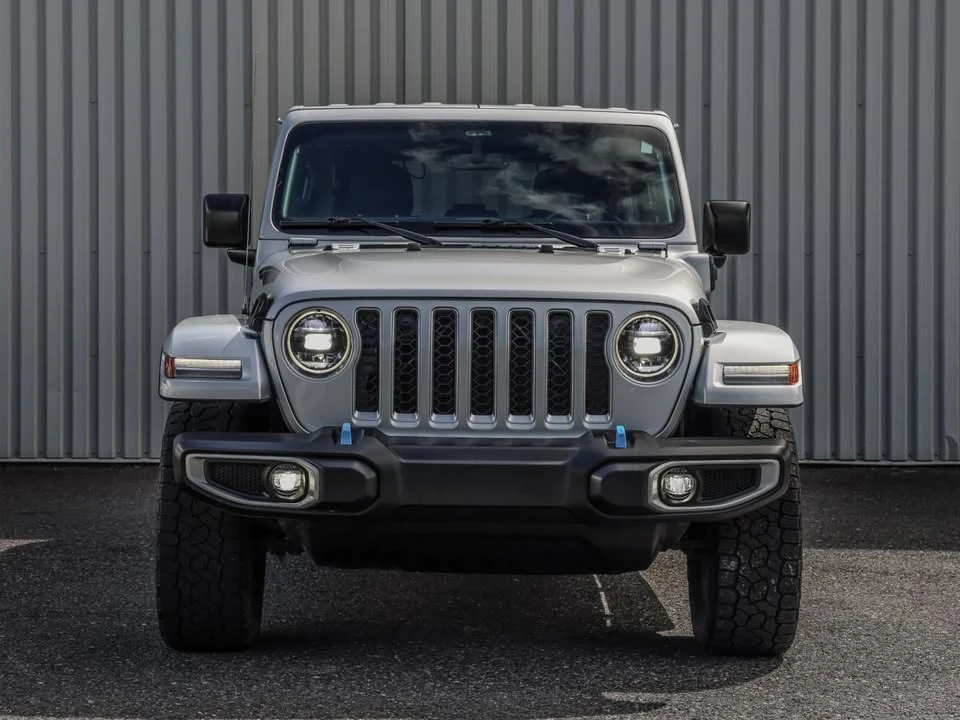 2023 Jeep JL Wrangler - Image 8 of 10