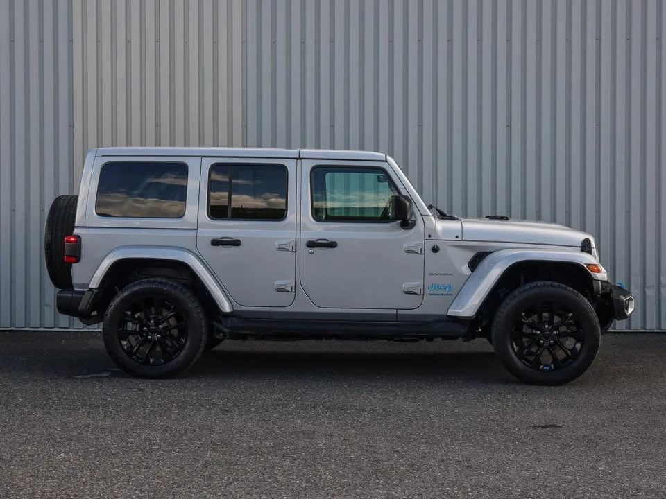 2023 Jeep JL Wrangler - Image 2 of 10