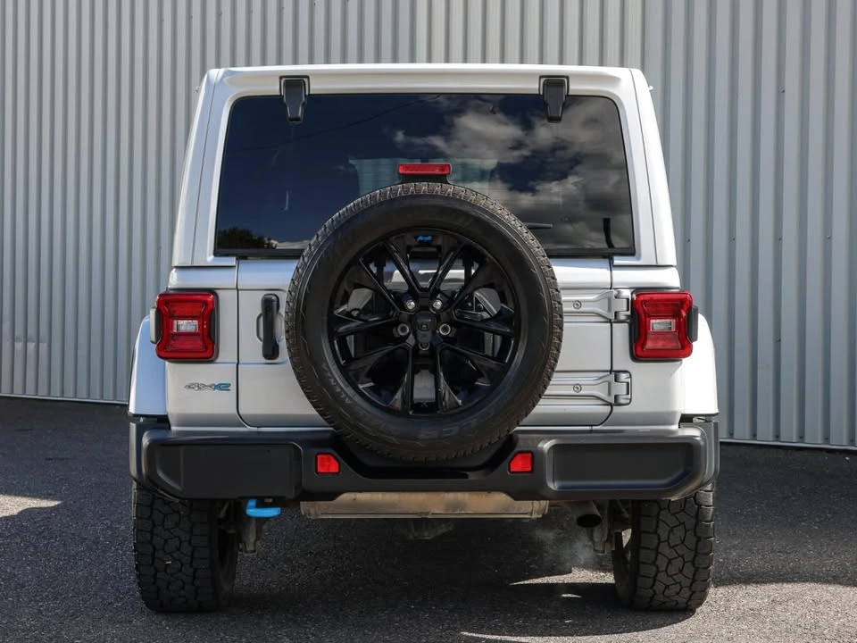 2023 Jeep JL Wrangler - Image 3 of 10