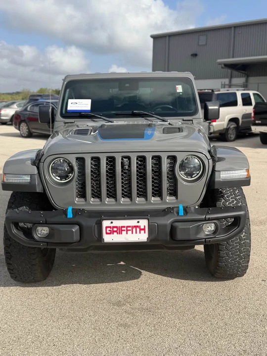 2023 Jeep JL Wrangler - Image 5 of 5