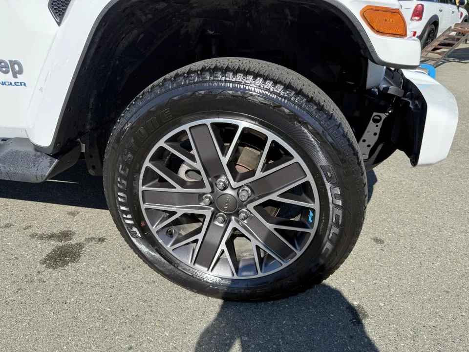 2023 Jeep JL Wrangler - Image 10 of 10