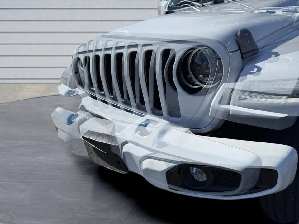 2023 Jeep JL Wrangler - Image 9 of 10
