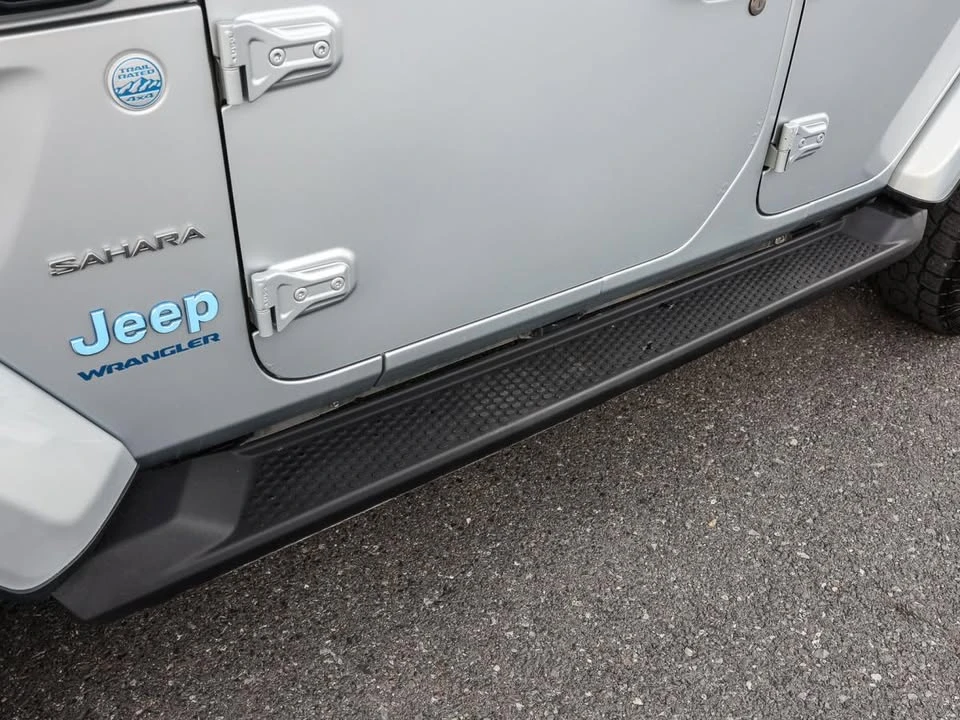 2023 Jeep JL Wrangler - Image 7 of 10