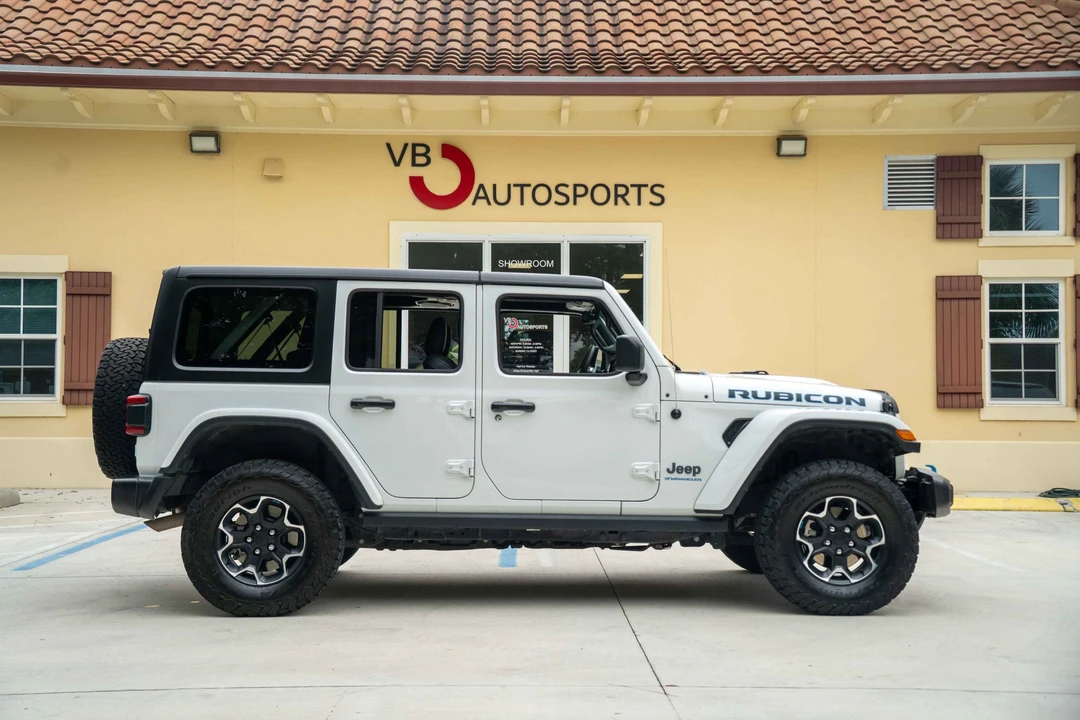 2023 Jeep JL Wrangler - Image 19 of 31