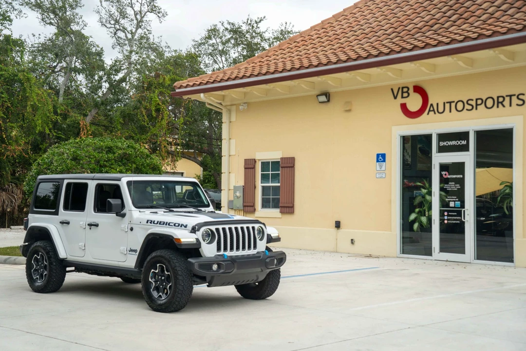 2023 Jeep JL Wrangler - Image 18 of 31