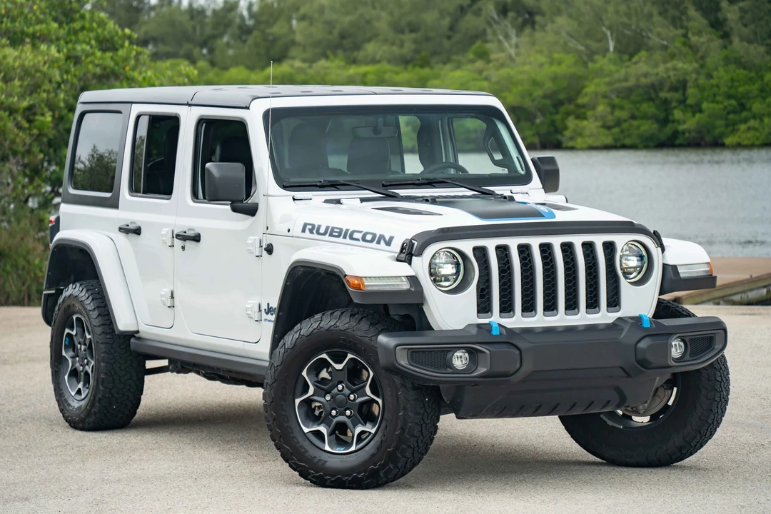 2023 Jeep JL Wrangler - Image 12 of 31